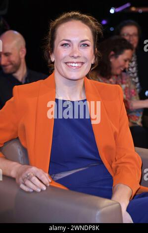 Susann Beucke BEI der Aufzeichnung der NDR Talk Show im NDR Fernsehstudio Lokstedt. Hambourg, 01.03.2024 *** Susann Beucke lors de l'enregistrement du Talk Show NDR dans le studio de télévision NDR Lokstedt Hamburg, 01 03 2024 Foto:xgbrcix/xFuturexImagex ndr talk0103 4324 Banque D'Images