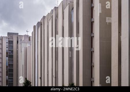 Immeubles brutaux de Dinko Kovačić, architecte, 1972, Ulica Šime Ljubića, Split 3, Split, Croatie Banque D'Images