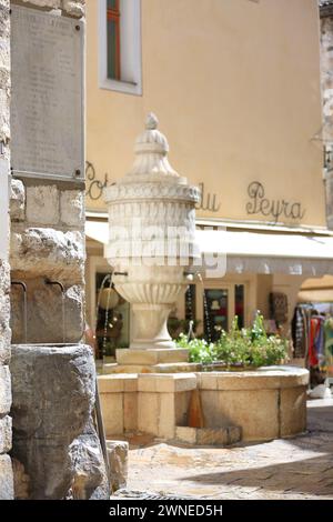 Place du Peyra, Vence, Alpes Maritimes, Côte d'Azur Banque D'Images