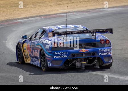 GT All-Comers Challenge avec Christopher Compton-Goddard dans sa Ferrari 430 GT3 2008 lors de l'Historic 200 Meeting, 2022, Snetterton, Norfolk, Royaume-Uni. Banque D'Images