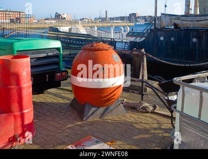 Mine de mer appartenant à la Société des marins naufragés au musée Hartlepool Banque D'Images