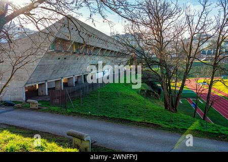 La Maison de la culture de Firminy, de l’architecte le Corbusier, fait partie du réseau international de sites reconnus par l’ONU. Firminy Banque D'Images