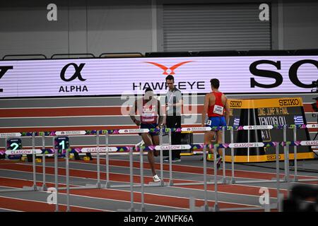 Grant Holloway remporte son Heat n le 60 m haies pour les hommes aux championnats du monde d'athlétisme en salle, Glasgow 2 mars 2024 Banque D'Images