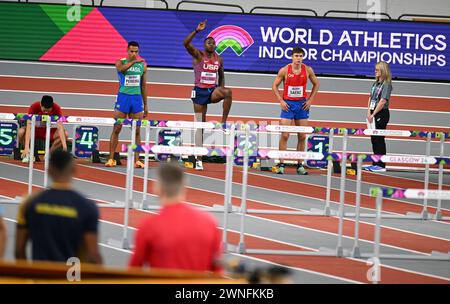 Grant Holloway remporte son Heat n le 60 m haies pour les hommes aux championnats du monde d'athlétisme en salle, Glasgow 2 mars 2024 Banque D'Images