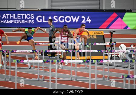 Grant Holloway remporte son Heat n le 60 m haies pour les hommes aux championnats du monde d'athlétisme en salle, Glasgow 2 mars 2024 Banque D'Images