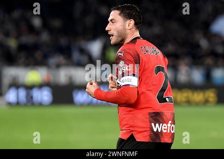 Davide Calabria de l'AC Milan réagit lors du match de football Serie A entre le SS Lazio et l'AC Milan au stade Olimpico à Rome (Italie), le 1er mars 2024. Banque D'Images