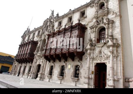 Le Palais archevêque de Lima, situé sur la Plaza Mayor de Lima, Pérou Banque D'Images