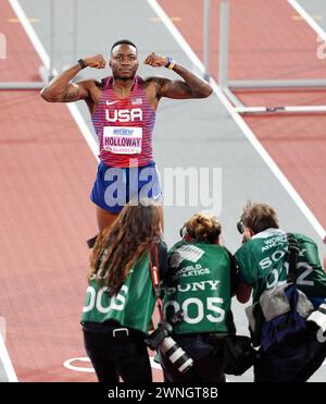 L'américain Grant Holloway remporte la finale du 60 m haies masculin lors de la deuxième journée des Championnats du monde d'athlétisme en salle à l'Emirates Arena de Glasgow. Date de la photo : samedi 2 mars 2024. Banque D'Images