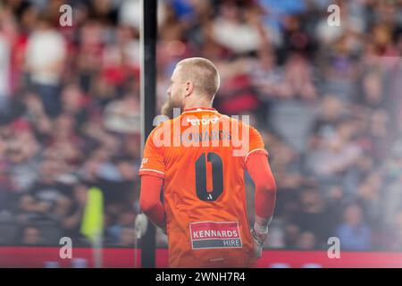 Sydney, Australie. 02 mars 2024. Le gardien de but Andrew Redmayne du Sydney FC portant le maillot « Towards Zero » pour appeler à un comportement plus sûr sur nos routes lors du match A-League Men Rd19 entre les Wanderers et le Sydney FC au CommBank Stadium le 2 mars 2024 à Sydney, Australie crédit : IOIO IMAGES/Alamy Live News Banque D'Images