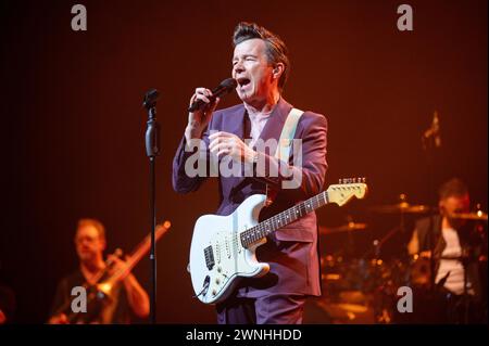 Manchester, Royaume-Uni. 2 mars 2024. Rick Astley se produit à l'AO Arena de Manchester dans son émission « Are we There yet? » tournée de l'album. 2024-03-02 . Crédit : Gary Mather/Alamy Live News Banque D'Images