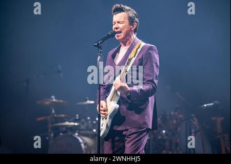 Manchester, Royaume-Uni. 2 mars 2024. Rick Astley se produit à l'AO Arena de Manchester dans son émission « Are we There yet? » tournée de l'album. 2024-03-02 . Crédit : Gary Mather/Alamy Live News Banque D'Images