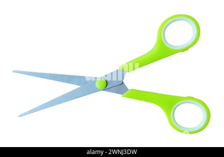 Vue de dessus de petits ciseaux polyvalents avec poignée verte est isolé sur fond blanc avec chemin de détourage. Banque D'Images