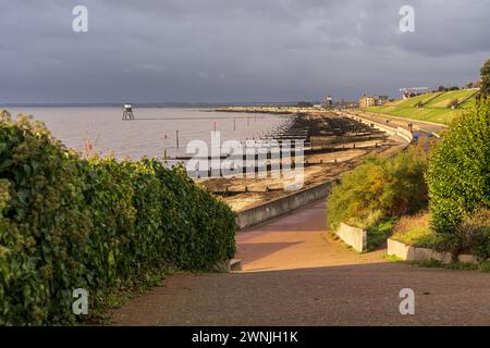 Harwich, Essex, Angleterre, Royaume-Uni - 16 novembre 2022 : matinée à Dovercourt Bay Banque D'Images