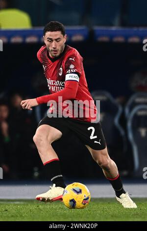 Davide Calabria de l'AC Milan en action lors du match de Serie A entre le SS Lazio et l'AC Milan au Stadio Olimpico Rome Italie le 1er mars 2024. Photo NIC Banque D'Images