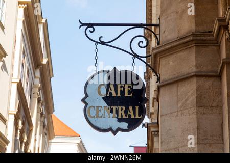 Café Central signe, Innere Stadt, Vienne, Autriche, Europe. Banque D'Images