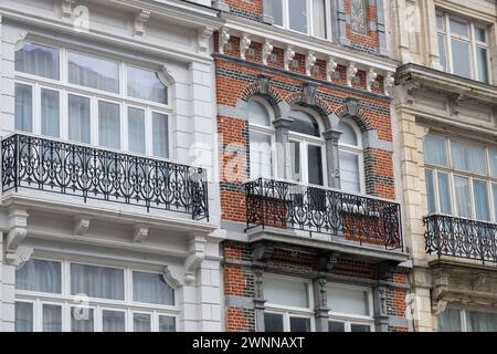 Détails des maisons de la belle Epoque Banque D'Images