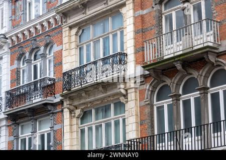 Détails des maisons de la belle Epoque Banque D'Images