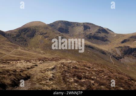 Sail and Crag Hill depuis Outerside dans les Coledale Fells, Lake District, Royaume-Uni Banque D'Images