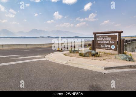 Le barrage de Jackson Lake a été construit pour stocker l'eau pour l'irrigation dans le bassin de la rivière Snake dans le parc national de Grand Teton dans le Wyoming Banque D'Images