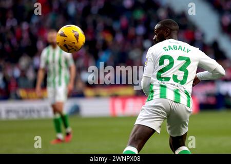 Madrid, Espagne. 03 mars 2024. Madrid Espagne ; 03.03.2024.- joueur de Betis Sabaly. L'Atlético de Madrid bat Betis 2-1 au stade Civitas Meropolitano dans la capitale du Royaume d'Espagne le jour de la rencontre 27. Avec des buts de Rui Tiago Dantas Silva (8e but) et Álvaro Morata (44e), l'Atlético a maintenu sa série invaincue dans son peloton contre Betis, qui a marqué son but à la 62e minute grâce à William Carvalho. Crédit : Juan Carlos Rojas/dpa/Alamy Live News Banque D'Images