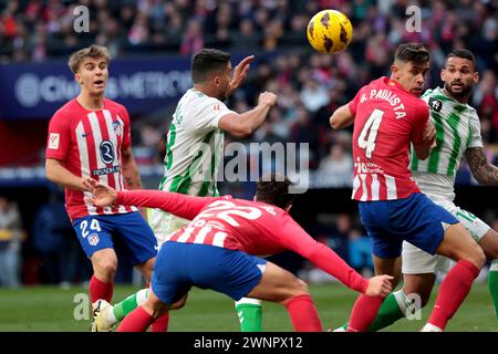 Madrid, Espagne. 03 mars 2024. Madrid Espagne ; 03.03.2024.- L'Atlético de Madrid bat Betis 2-1 au stade Civitas Meropolitano dans la capitale du Royaume d'Espagne le jour de la journée 27. Avec des buts de Rui Tiago Dantas Silva (8e but) et Álvaro Morata (44e), l'Atlético a maintenu sa série invaincue dans son peloton contre Betis, qui a marqué son but à la 62e minute grâce à William Carvalho. Crédit : Juan Carlos Rojas/dpa/Alamy Live News Banque D'Images