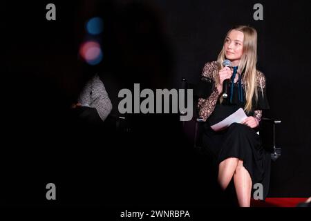 Schauspielerin Kamila Urzedowska Polen BEI der Präsentation der European Shooting Stars 2024 während der 74. Internationalen Filmfestspiele Berlin. / L'acteur Kamila Urzedowska Pologne à la présentation European Shooting Stars 2024 lors du 74ème Festival international du film de Berlin. Snapshot-Photography/K.M.Krause *** L'actrice Kamila Urzedowska Pologne à la présentation European Shooting Stars 2024 lors du 74e Festival International du film de Berlin L'actrice Kamila Urzedowska Pologne à la présentation European Shooting Stars 2024 lors du 74e Festival International du film de Berlin photo-grap Banque D'Images