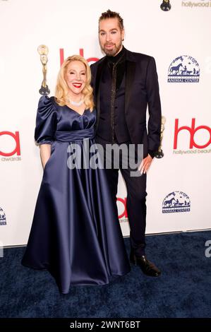 Mychele Elyzabeth und Chaz Dean BEI der Verleihung der 9. Hollywood Beauty Awards 2024 im Avalon Hollywood. Los Angeles, 03.03.2024 *** Mychele Elyzabeth et Chaz Dean aux 9 Hollywood Beauty Awards 2024 à l'Avalon Hollywood Los Angeles, 03 03 2024 Foto:XJ.xBlocx/xFuturexImagex hba 4428 Banque D'Images