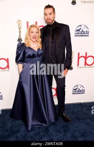 Mychele Elyzabeth und Chaz Dean BEI der Verleihung der 9. Hollywood Beauty Awards 2024 im Avalon Hollywood. Los Angeles, 03.03.2024 Banque D'Images