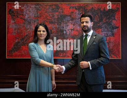 Podgorica, Monténégro. 04 mars 2024. La ministre des Affaires étrangères Annalena Baerbock (Alliance 90/les Verts) est reçue pour des entretiens par Jakov Milatovic, président du Monténégro, lors de sa visite dans le pays. Crédit : Soeren Stache/dpa/Alamy Live News Banque D'Images