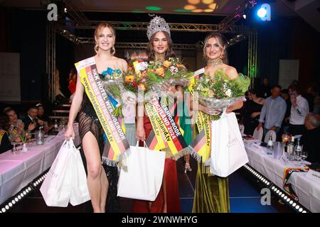 Miss Deutschland 2024 Celina Weil (Miss MGO Mitteldeutschland), Vize Miss Deutschland und Top Model Allemagne 2024 Taya Wolf (Miss MGO Ostdeutschland), Banque D'Images