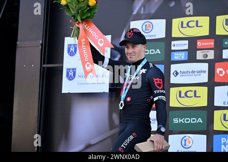 France. 04 mars 2024. © PHOTOPQR/REPUBLIQUE DU CENTRE/Pascal Proust ; ; 04/03/2024 ; cyclisme Paris Nice arrivée de la deuxième étape entre Thoiry et Montargis . Vistoire de Arvid de Kleijn 4 mars 2024 2ème étape de la course cycliste Paris - Nice crédit : MAXPPP/Alamy Live News Banque D'Images