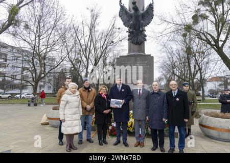 Warshaw, Pologne. 04 mars 2024. Le ministre flamand Jan jambon (C) photographié lors d'une mission diplomatique du gouvernement flamand en Pologne et en Lettonie, lundi 04 mars 2024. BELGA PHOTO NICOLAS MAETERLINCK crédit : Belga News Agency/Alamy Live News Banque D'Images