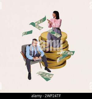 Homme en costume assis sur la chaise, gérant et planifiant le budget familial tandis que la femme assise sur des piles de pièces de monnaie et dépensant impulsivement de l'argent Banque D'Images