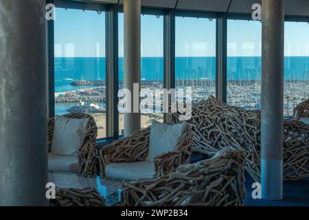 Palavas-les-Flots, France - 13 février 2024 : vue panoramique depuis le bar du Phare de la Méditerranée à Palavas-les-Flots, dans le sud du Franc Banque D'Images