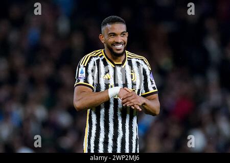 Naples, Italie. 03 mars 2024. Bremer de la Juventus FC regarde pendant la série Un match TIM entre la SSC Napoli et la Juventus FC au Stadio Diego Armando Maradona le 03 mars 2024 à Naples, Italie crédit : Giuseppe Maffia/Alamy Live News Banque D'Images