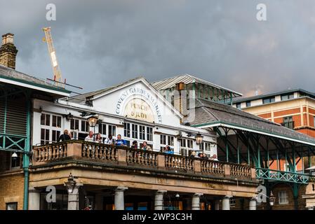 Londres, Royaume-Uni - 25 août 2023 : Covent Garden à Londres, Angleterre Banque D'Images