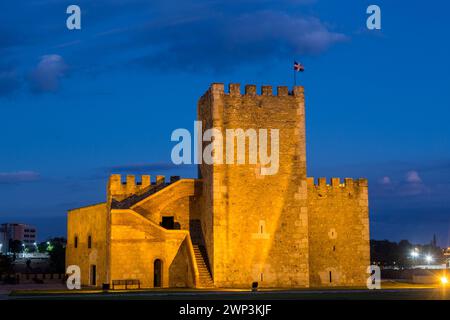 La forteresse d'Ozama, ou Fortaleza Ozama, dans la ville coloniale de Saint-Domingue, République dominicaine. Achevé en 1505 après J.-C., il fut le premier européen Banque D'Images