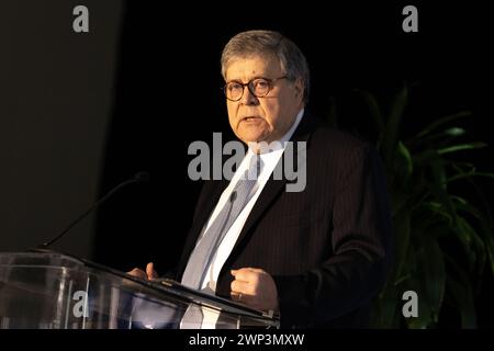 L'ancien procureur général Bill Barr prend la parole lors de la réunion de la California News Publishers Association à Sacramento, Californie, le 1er février 2023. Banque D'Images