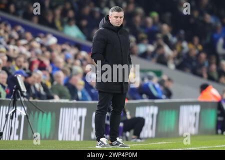 Leeds, Royaume-Uni. 05 mars 2024. Steven Schumacher manager de Stoke City lors du match du Sky Bet Championship Leeds United vs Stoke City à Elland Road, Leeds, Royaume-Uni, le 5 mars 2024 (photo par James Heaton/News images) à Leeds, Royaume-Uni le 5/03/2024. (Photo de James Heaton/News images/SIPA USA) crédit : SIPA USA/Alamy Live News Banque D'Images