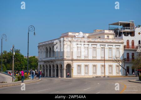 Musée national de la musique (Museo Nacional de la Musica) dans la vieille Havane (la Habana Vieja), Cuba. La vieille Havane est un site du patrimoine mondial. Banque D'Images