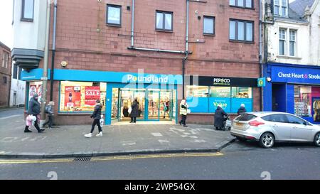 Poundland Store à Wishaw City Center, Écosse Banque D'Images