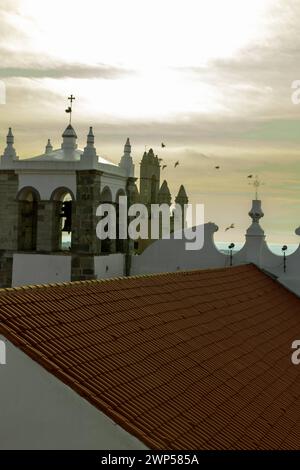 Portugal voyage culturel, visites de la ville et curiosités intéressantes Eglise de Santa Maria dans la ville de Serpa Portugal Banque D'Images