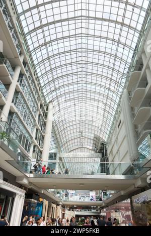 La lumière spectaculaire rempli de l'intérieur de la Brookfield Place un bureau et un centre d'affaires conçu par l'architecte espagnol Santiago Calatrava à Toronto Banque D'Images