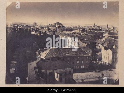 Varsovie. Vue depuis le phare de l'évangélique-Augsbourg de la Trinité vers la rue Królewska, le théâtre Wielkiego et la place Saxon. Un fragment du panorama ; Beyer, Karol (1818-1877) ; 1858 (1858-00-00-1858-00-00) ; Królewska (Varsovie - rue), Méyet, Léopold (1850-1912), Méyet, Léopold (1850-1912) - collection, Palais Saski (Varsovie), Art de la photographie (Varsovie - exposition - 1990), Théâtre Wielki (Varsovie), Varsovie (Voïvoïvoïvoïvodie de Masovienne), Dar (provenance), amas document testamentaire (provenance), photosensible (Varsovie - exposition - 2009) Banque D'Images