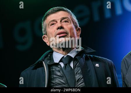 Pescara, Italie. 05 mars 2024. Maurizio Lupi intervient lors d'un rassemblement pour les élections régionales des Abruzzes à Pescara en soutien à Marco Marsilio. Crédit : SOPA images Limited/Alamy Live News Banque D'Images