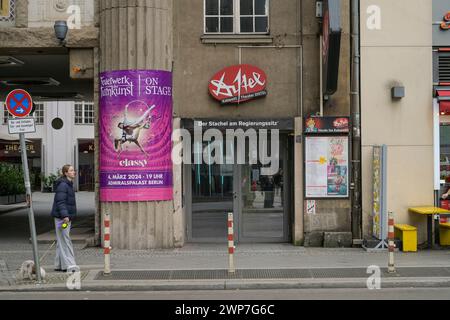 Kabarett Theater Distel, Friedrichstraße, Mitte, Berlin, Deutschland Banque D'Images