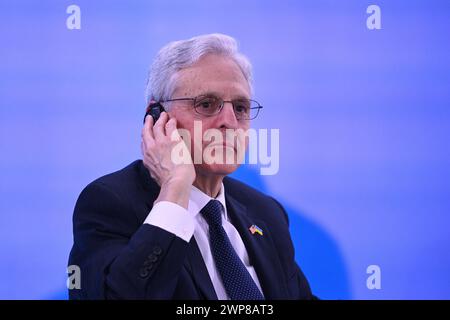 Lviv, Ukraine - 3 mars 2023 .le procureur général des États-Unis Merrick Brian Garland à la conférence «Unis pour la justice» dans la ville de Lviv. Banque D'Images