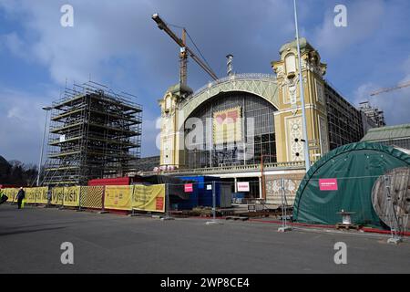 Prague, République tchèque. 06 mars 2024. Visite du site à l'occasion du deuxième anniversaire du début de la reconstruction du Palais industriel sur le parc des expositions de Prague, le 6 mars 2024. Crédit : Katerina Sulova/CTK photo/Alamy Live News Banque D'Images