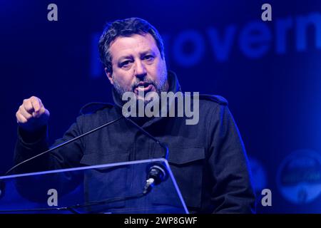 Pescara, Italie. 5 mars 2024. Matteo Salvini pour les élections régionales des Abruzzes. Crédit : Unicode images/Alamy Live News Banque D'Images