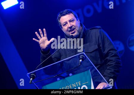 Pescara, Italie. 5 mars 2024. Matteo Salvini pour les élections régionales des Abruzzes. Crédit : Unicode images/Alamy Live News Banque D'Images